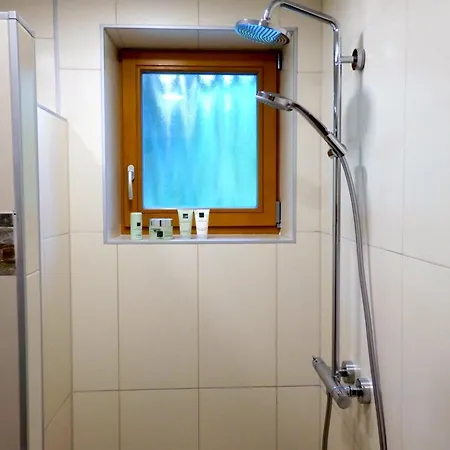 Apartment With Sauna And Lakeview *